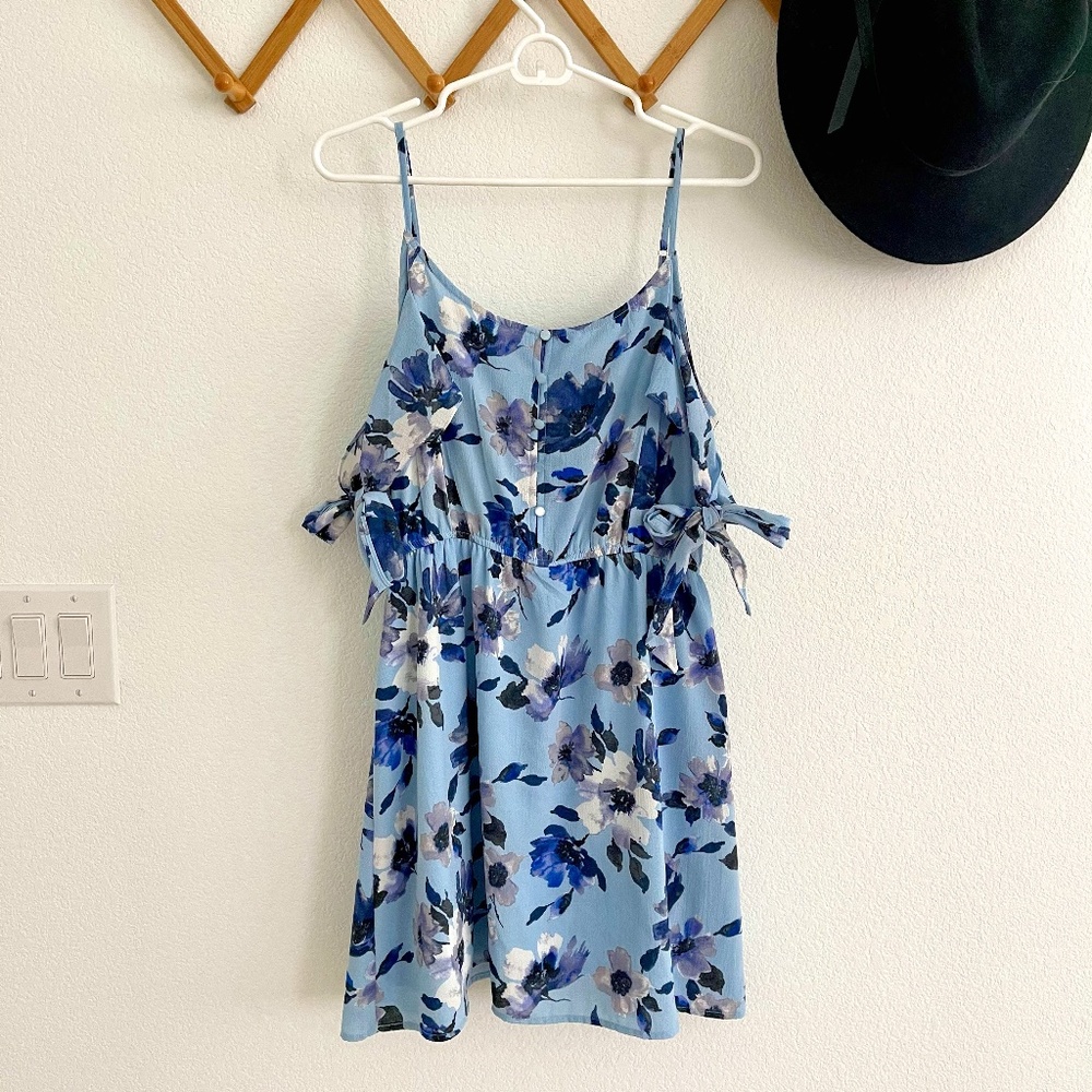 Springtime Floral Off the Shoulder Detail Dress